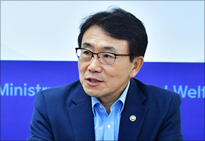 권덕철 보건복지부 차관