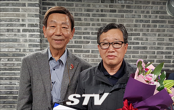 신임 감사로 추대된 김휘용 감사