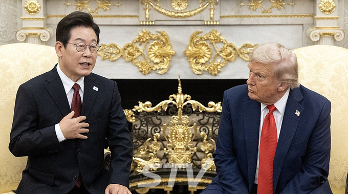 이재명 대통령과 도널드 트럼프 미국 대통령이 8월 25일(현지시간) 미국 워싱턴DC 백악관에서 정상회담을 하고 있다.