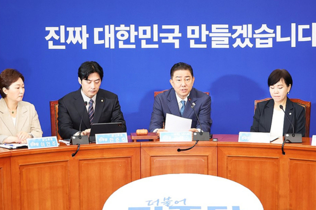 與 지지율 고공행진에 ‘입법 드라이브’ 건다