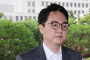 심우정 검찰총장 사의…“검찰 개혁, 시한·결론 정해 추진하면 부작용”