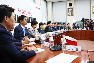 인물·전략없는 野, 혁신 좌초 위기