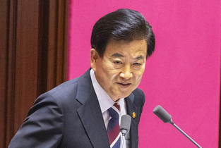 대북 유화 드라이브에 ‘퍼주기’ 논란 제기될라…정부, 커지는 고민