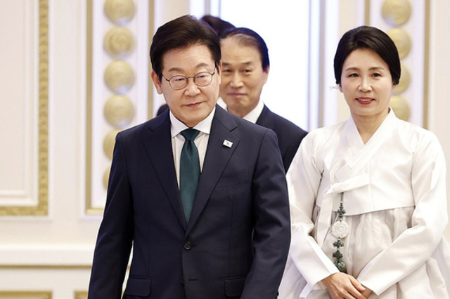 李대통령 "위안부 피해자 명예·존엄 회복에 총력"