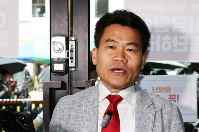 국힘 윤리위, ‘전대방해’ 전한길에 경고 경징계 그쳐