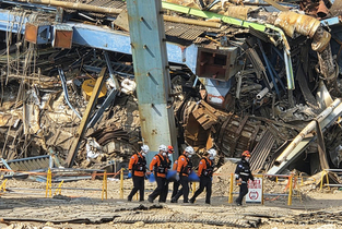 울산화력 보일러 타워 붕괴 사망자 3명으로 늘어